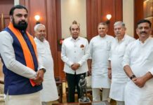 बिहारका मुख्यमन्त्री नितिश कुमारले मुख्यमन्त्री पदबा दिए राजीनामा:-